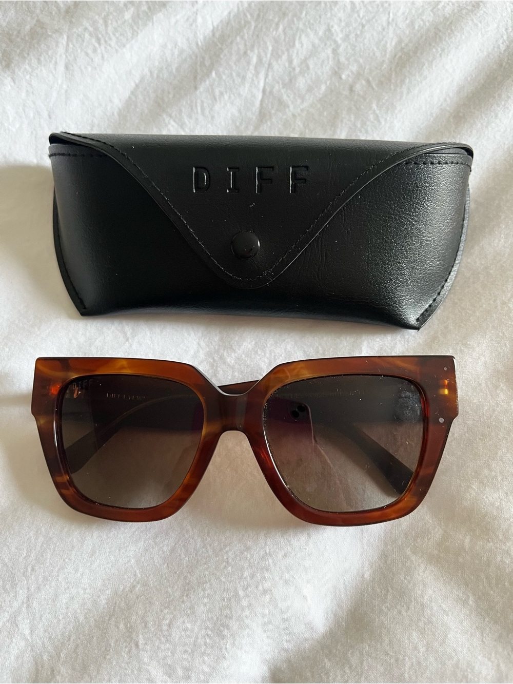 Diff Remi II Sunglasses - Tortquise Polarized - Tortoise DE01-0425-HNBGP